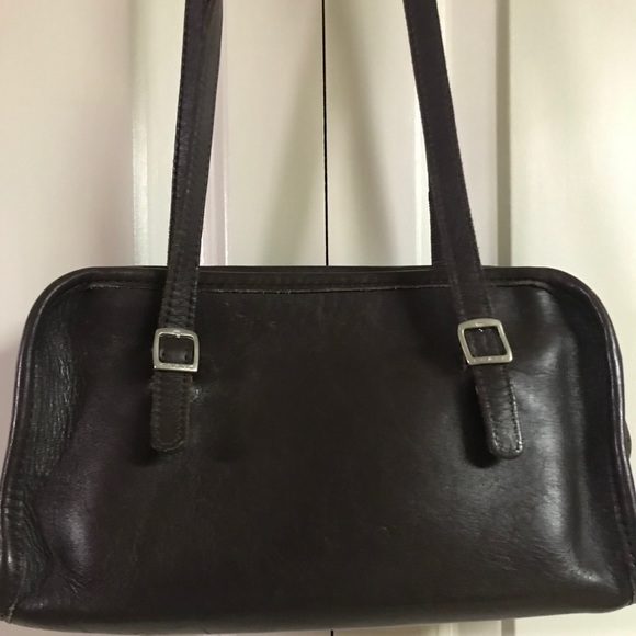 Coach Handbags - Vintage Coach Purse Brown Leather 9.5”W x 5.5”L